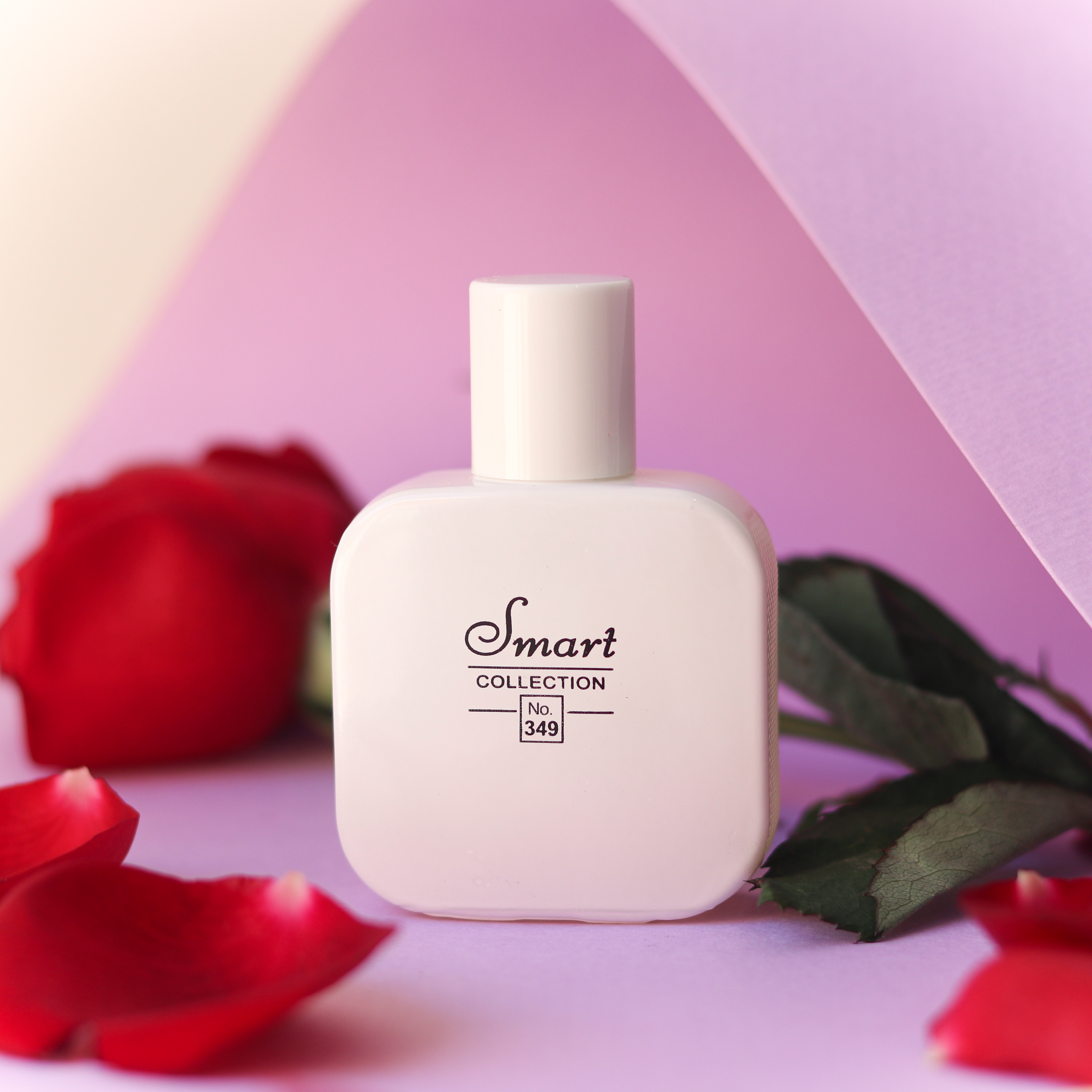 عطر لاگوست سفید اسمارت کد ۳۴۹