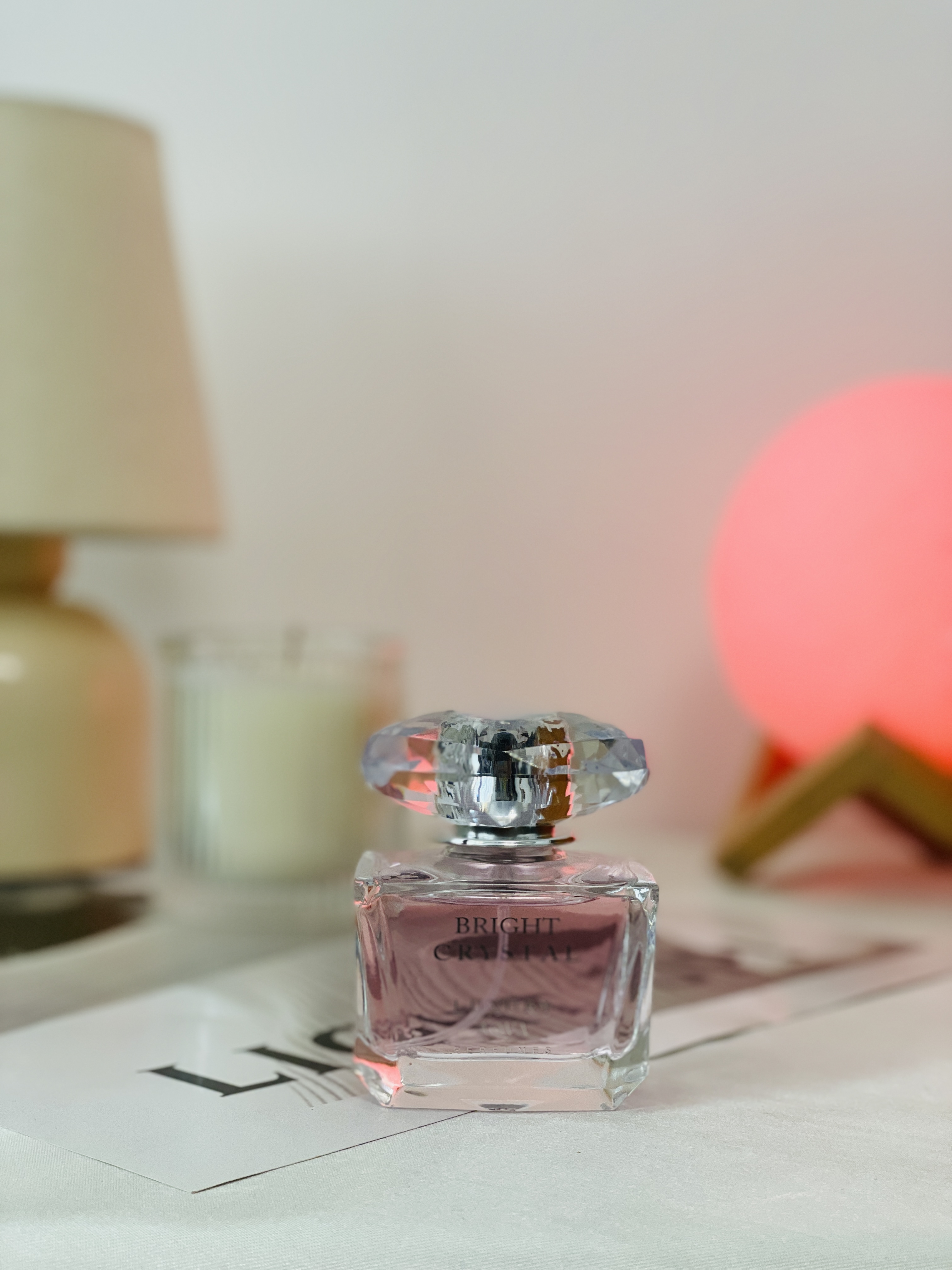 عطر زنانه ورساچه کریستال برایت شرکت آکوا لاکچری