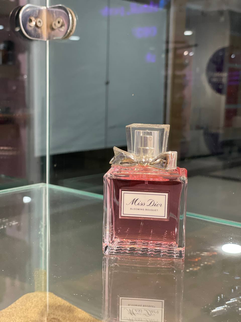 عطر زنانه میس دیور بلومینگ اورجینال مستر کوالیتی