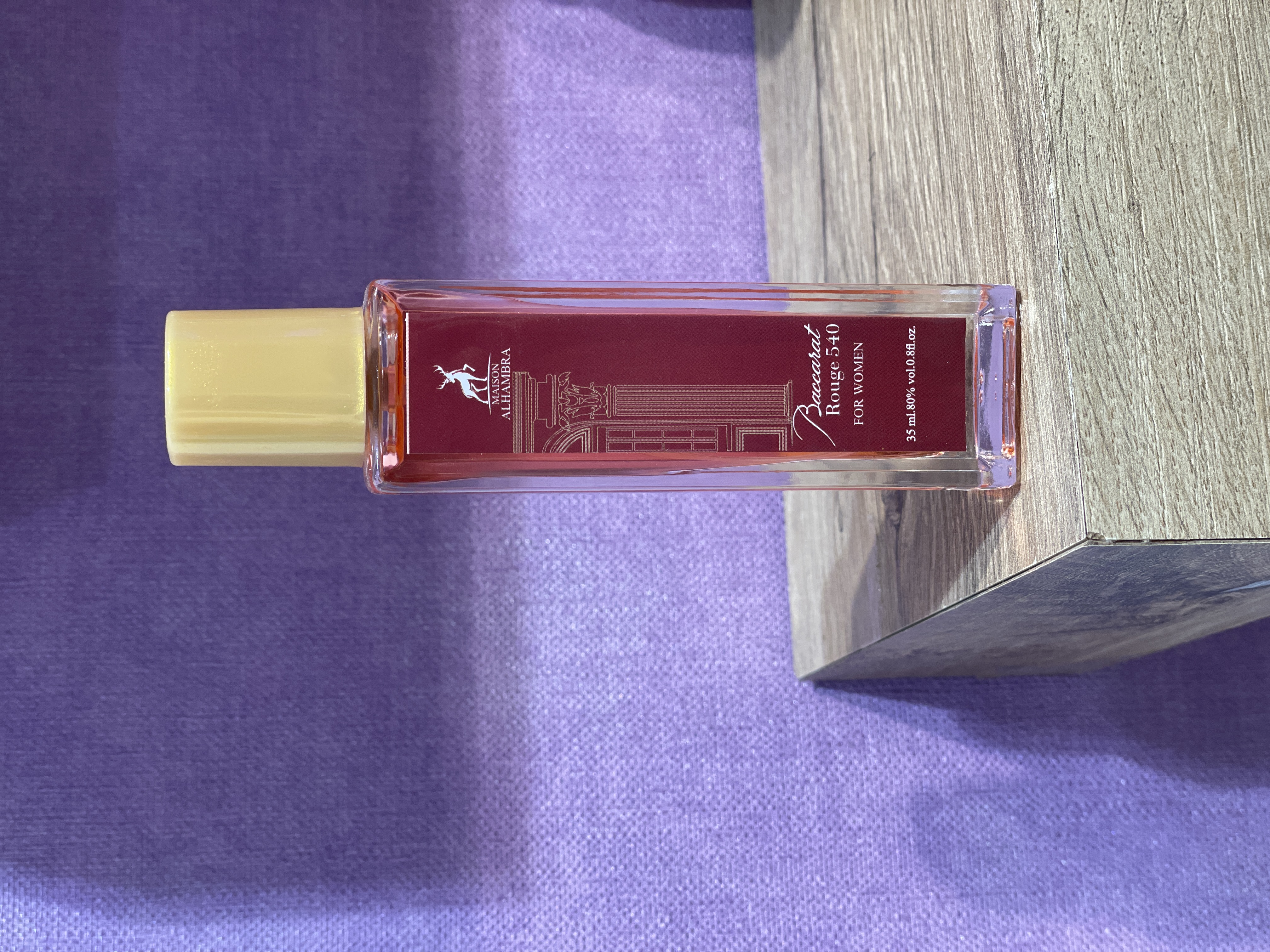 عطر زنانه مردانه باکارات رژ قرمز
