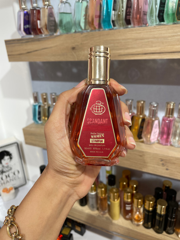 عطر و ادکلن زنانه سو اسکندل ۵۰ میل فرگرانس