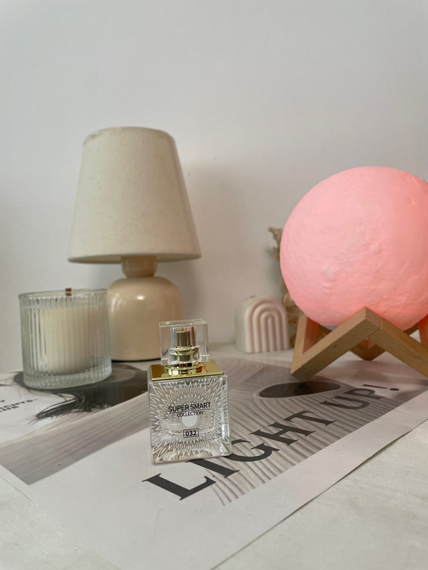 عطر ادکلن زنانه لالیک لامور سوپر اسمارت کد ۰۳۲