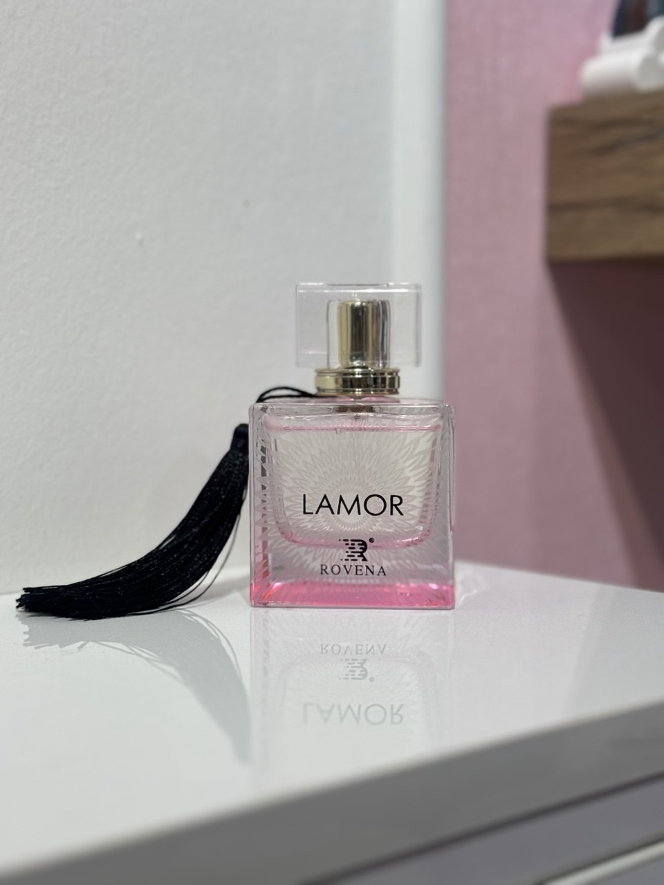 عطر ادکلن زنانه لالیک لامور ۱۰۰ میل روونا