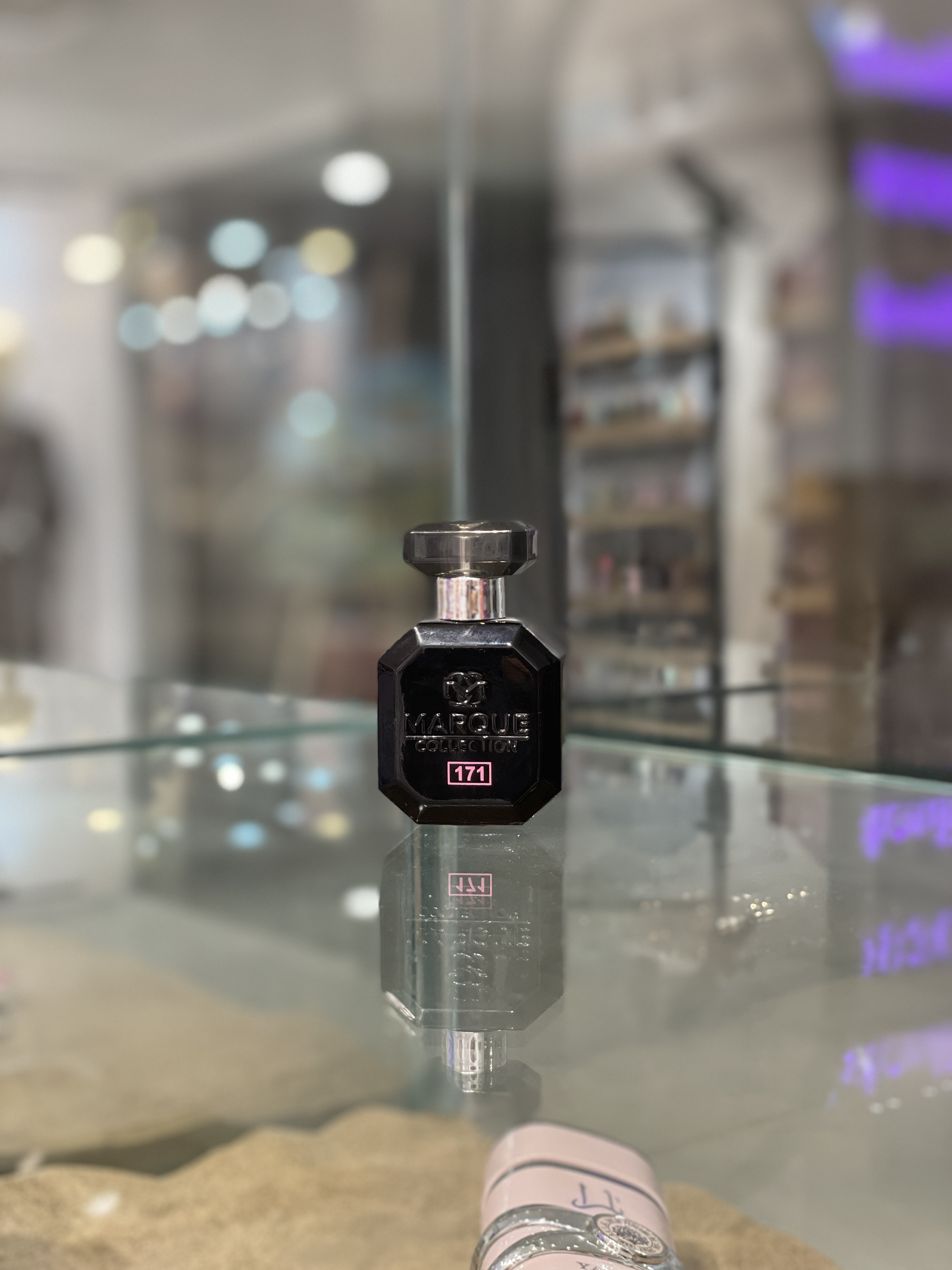 عطر زنانه ویکتوریا سکرت بامبشل نیویورک ۲۵ میل مارکویی کد 171