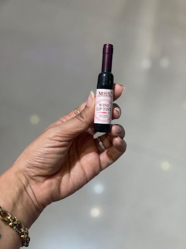 تینت لب شامپاینی Magic Wine