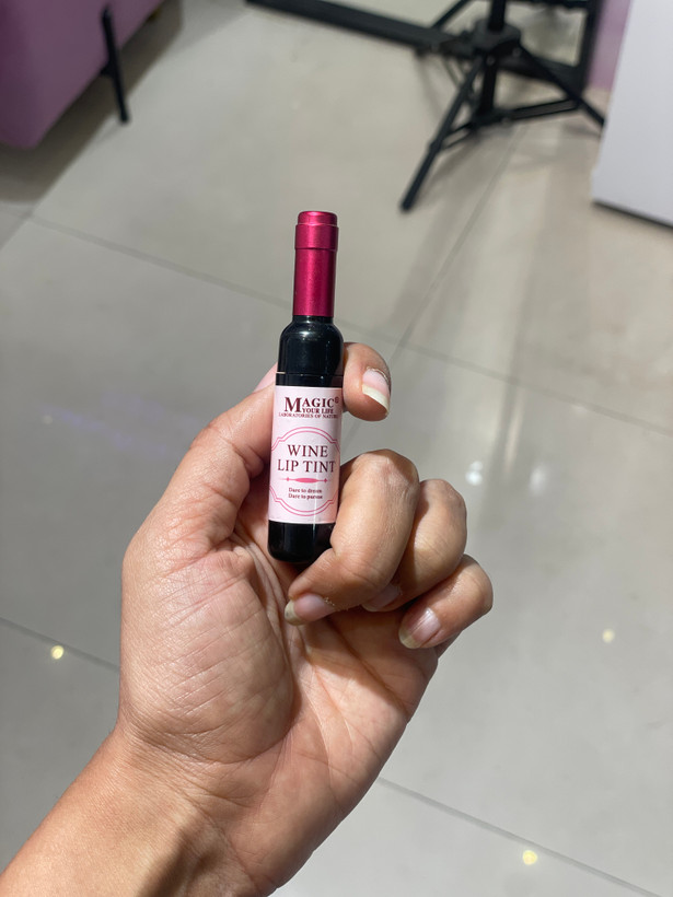تینت لب شامپاینی Magic Wine