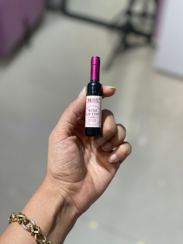 تینت لب شامپاینی Magic Wine