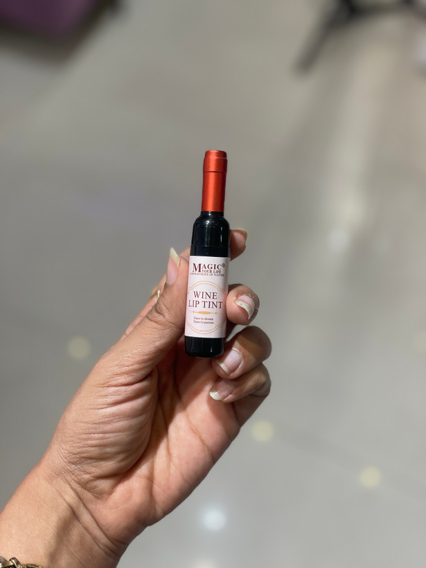 تینت لب شامپاینی Magic Wine
