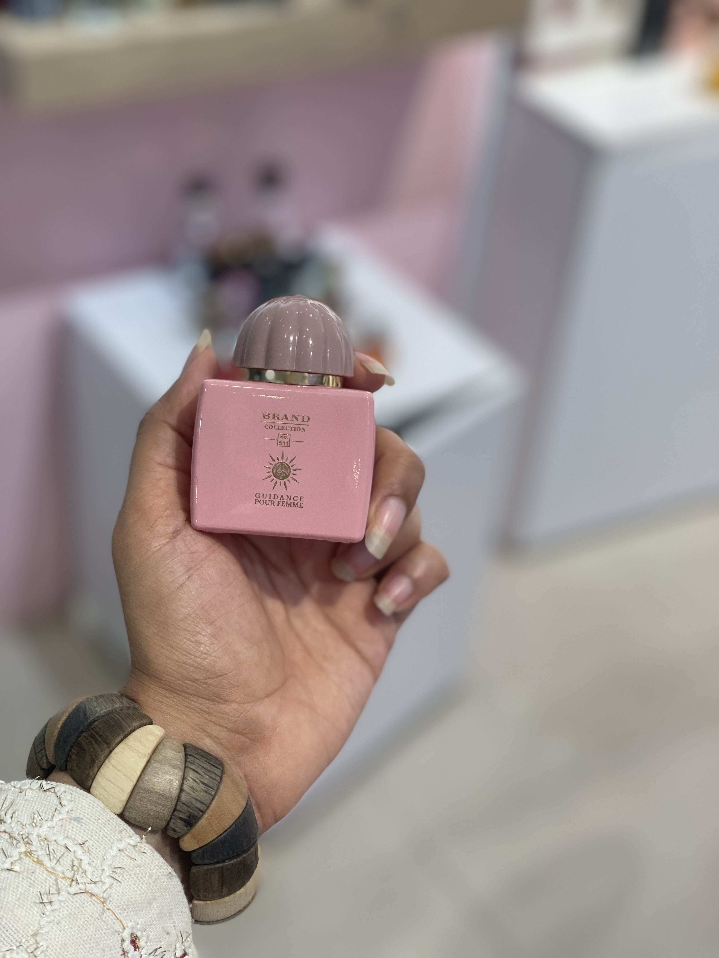 عطر و ادکلن آمواج گایدنس ۲۵ میل برند کالکشن کد 511