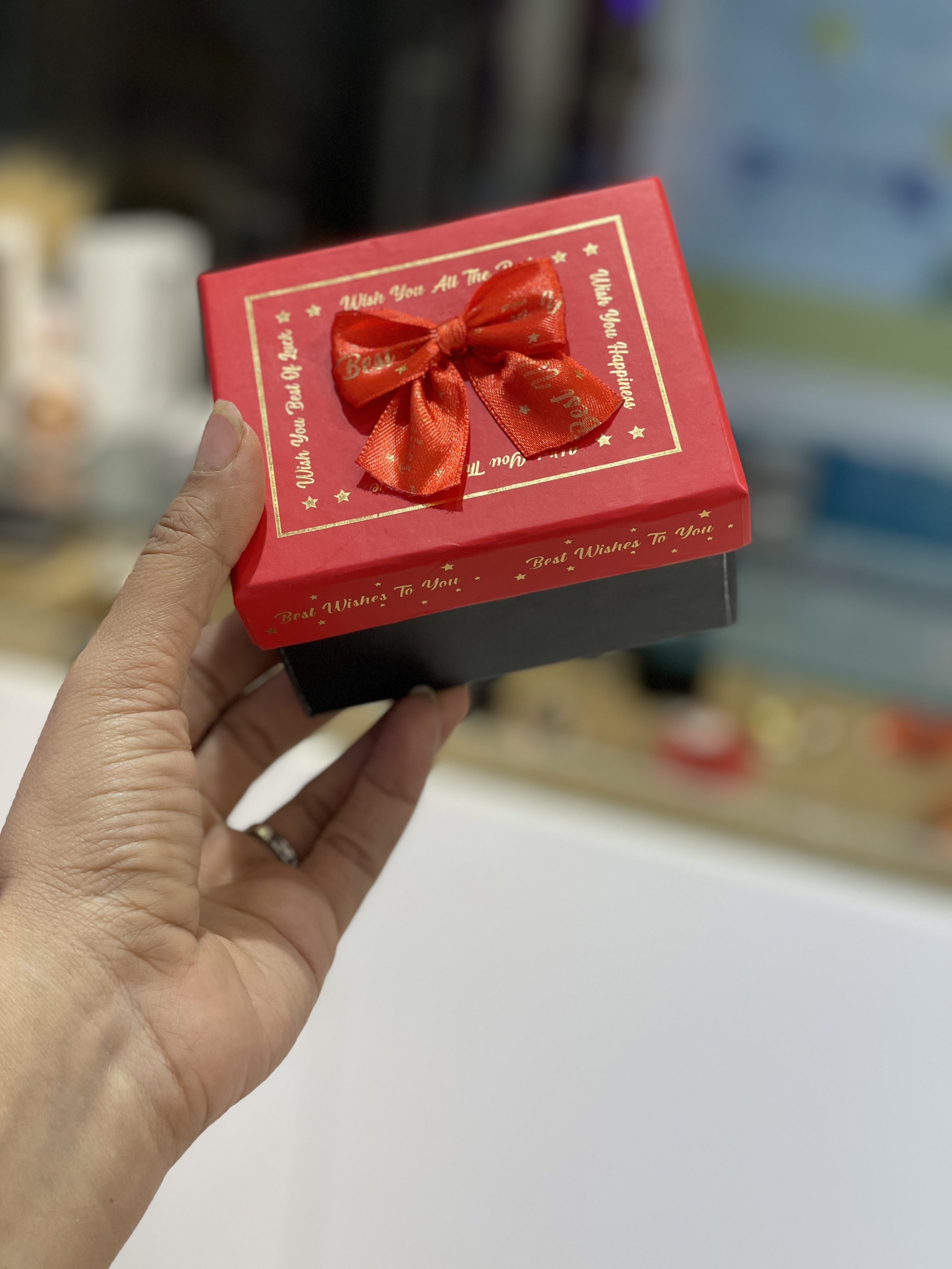 باکس کوچک عطر مینی پاپیون دار
